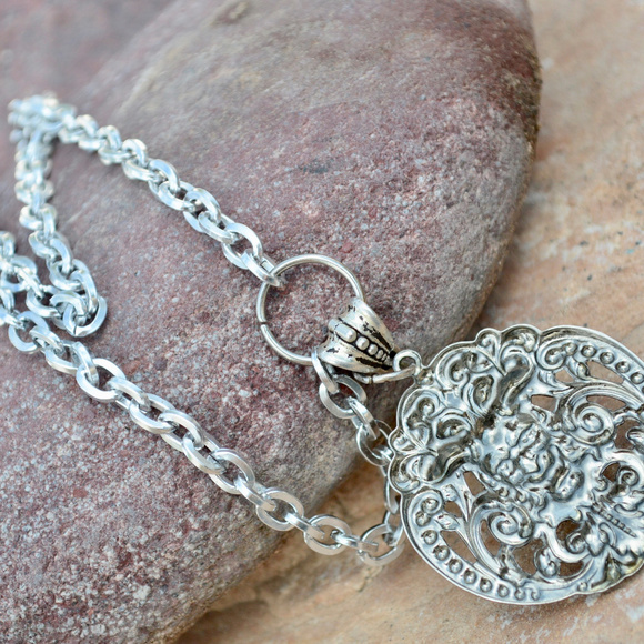 Demon Devil Gothic Peruzzi Necklace Pendant Silver - Picture 3 of 5
